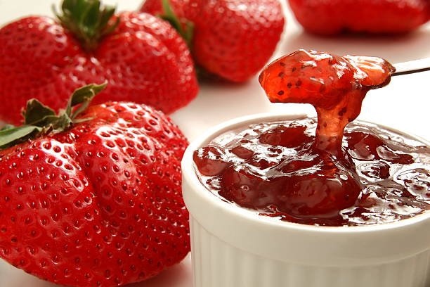 Homemade Strawberry Jam Recipe (No Pectin)