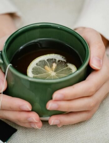 Starbucks honey Citrus Mint Tea (Medicine Ball)